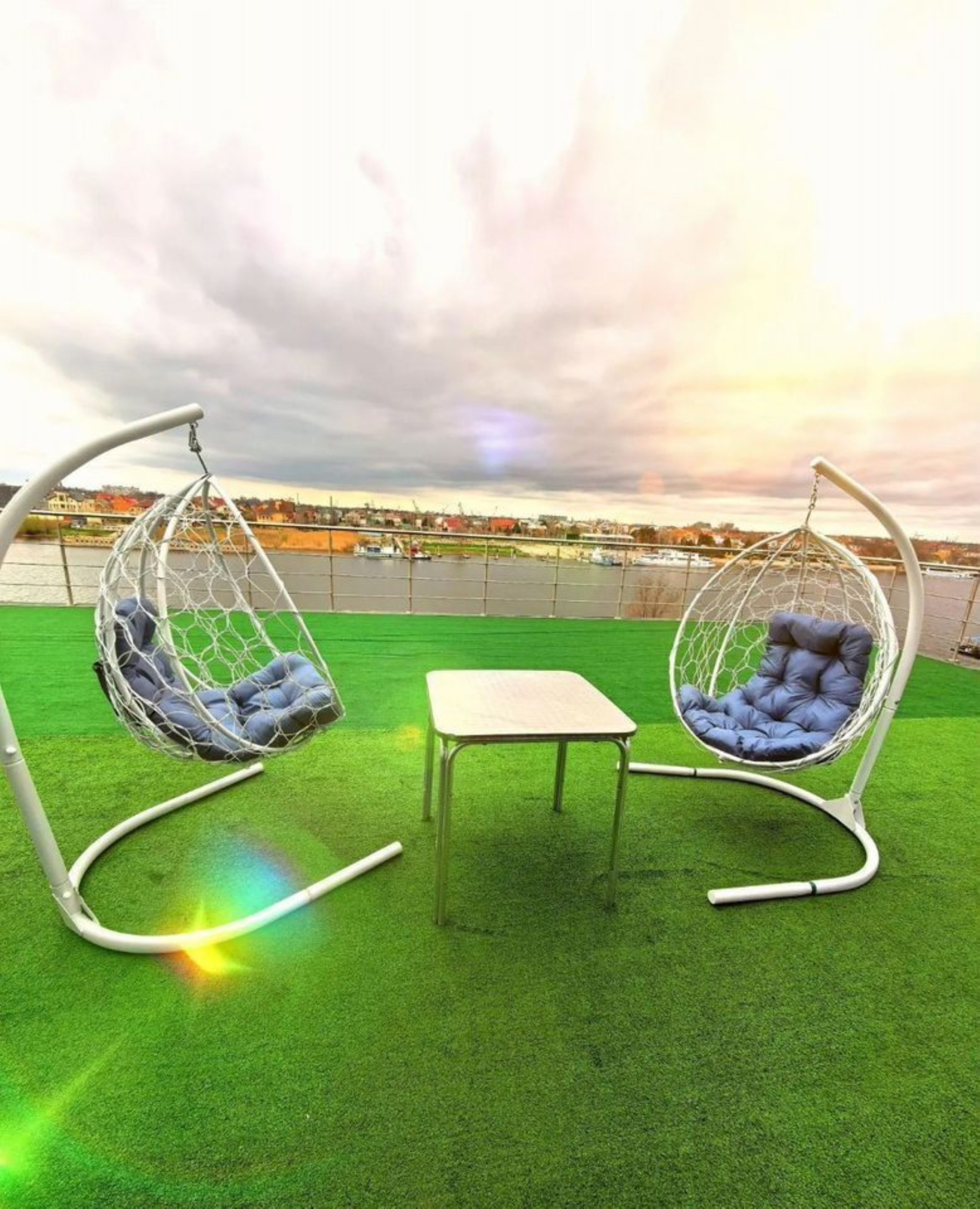 Апартаменты в БК "Зoлотой Зaтoн"