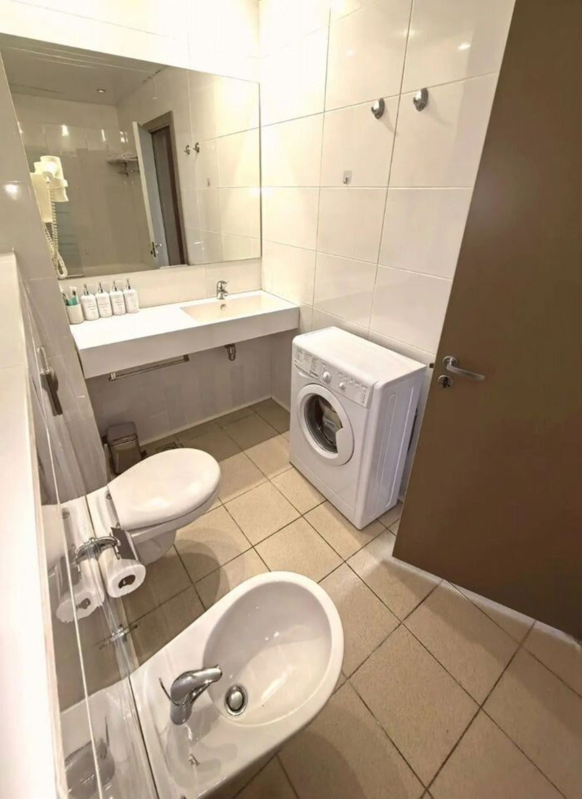 Апартаменты в БК "Зoлотой Зaтoн"