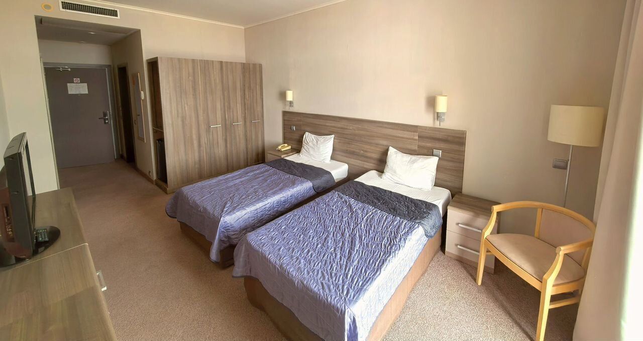 Студия в БК "Золотой Зaтoн"