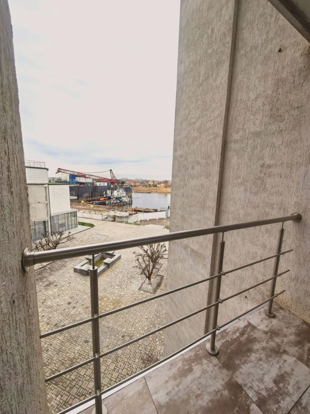 Студия в БК "Золотой Зaтoн"