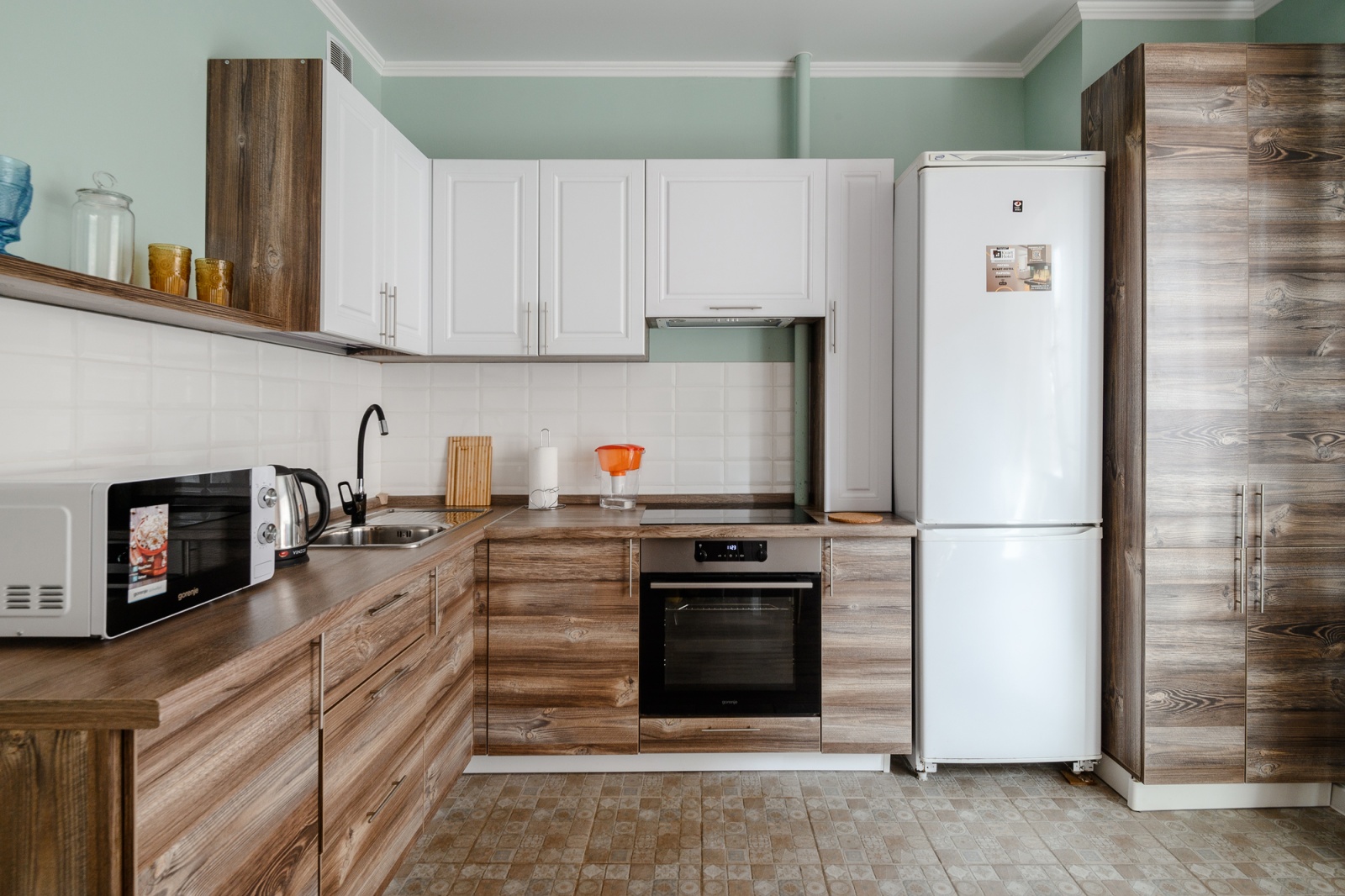 Просторная, светлая 1-ком. квартира в элитном жилом комплексе "Лазурный"!