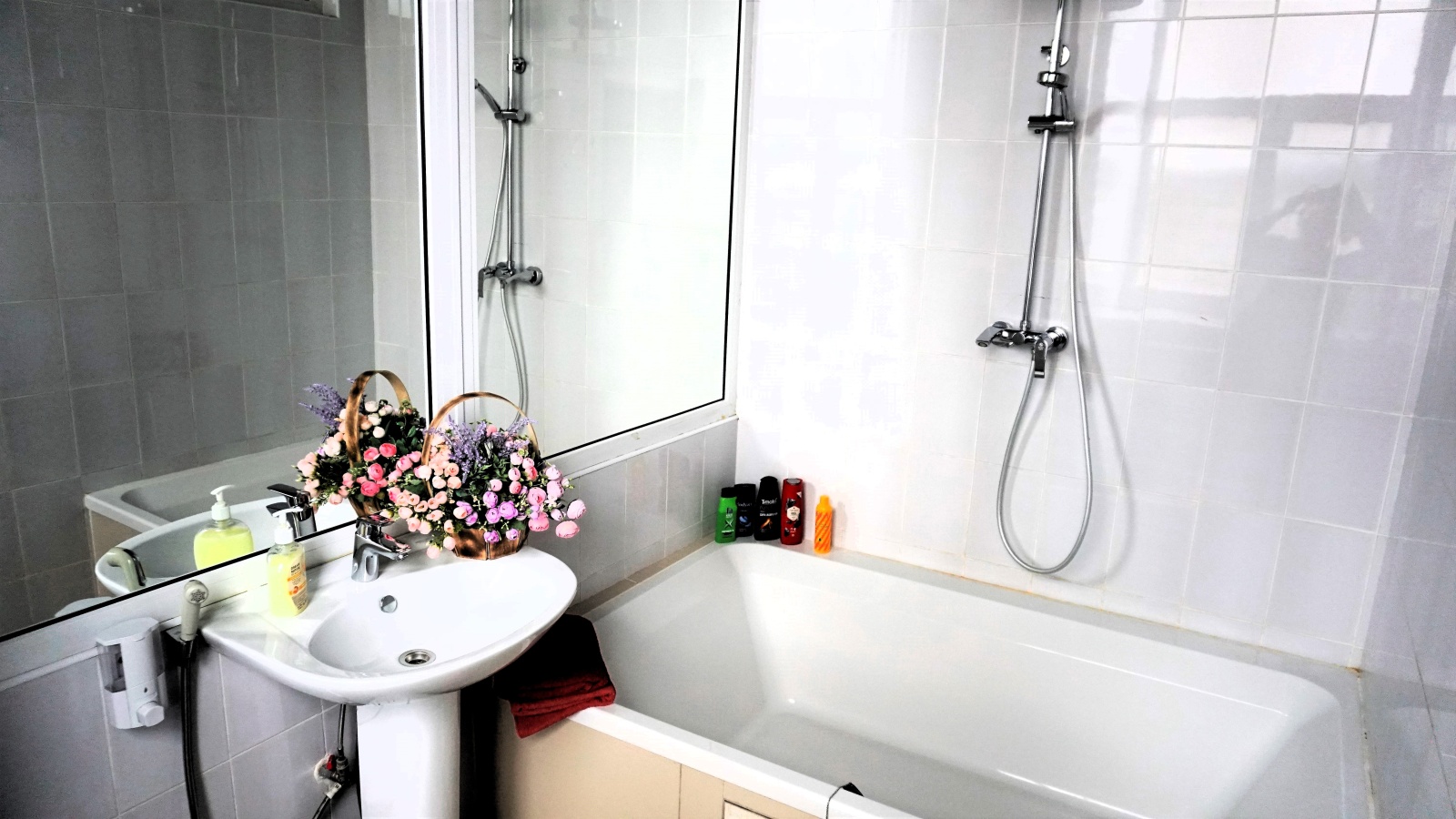 Квартира студия на первом этаже