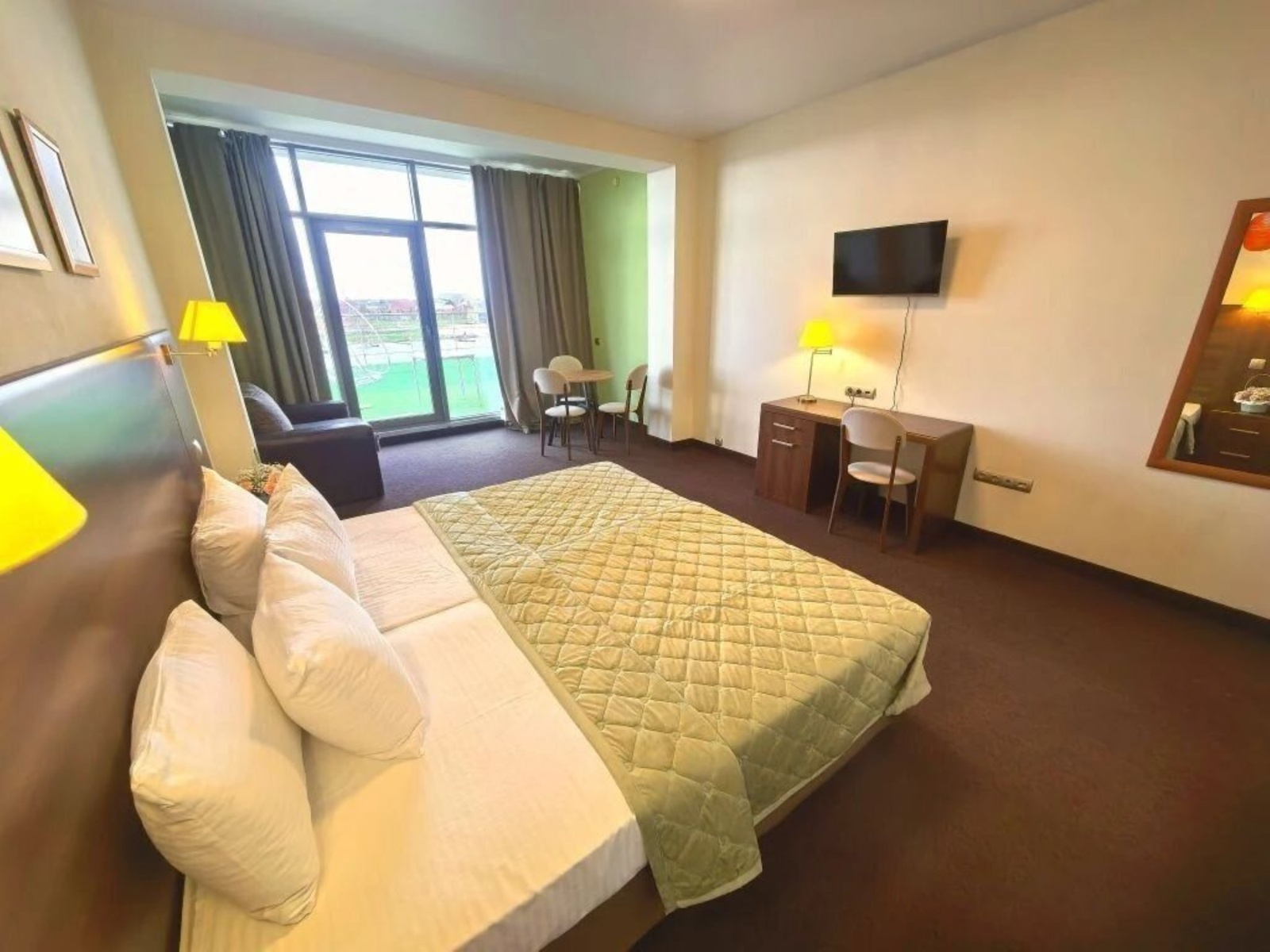 Студия в БК "Золотой Зaтoн"