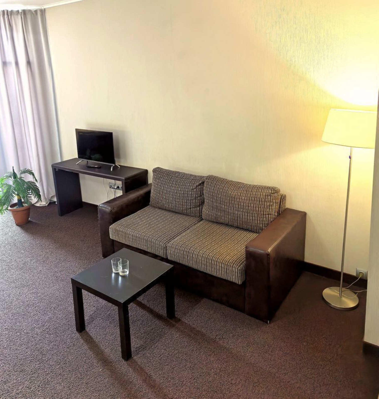 Студия в БК "Золотой Зaтoн"