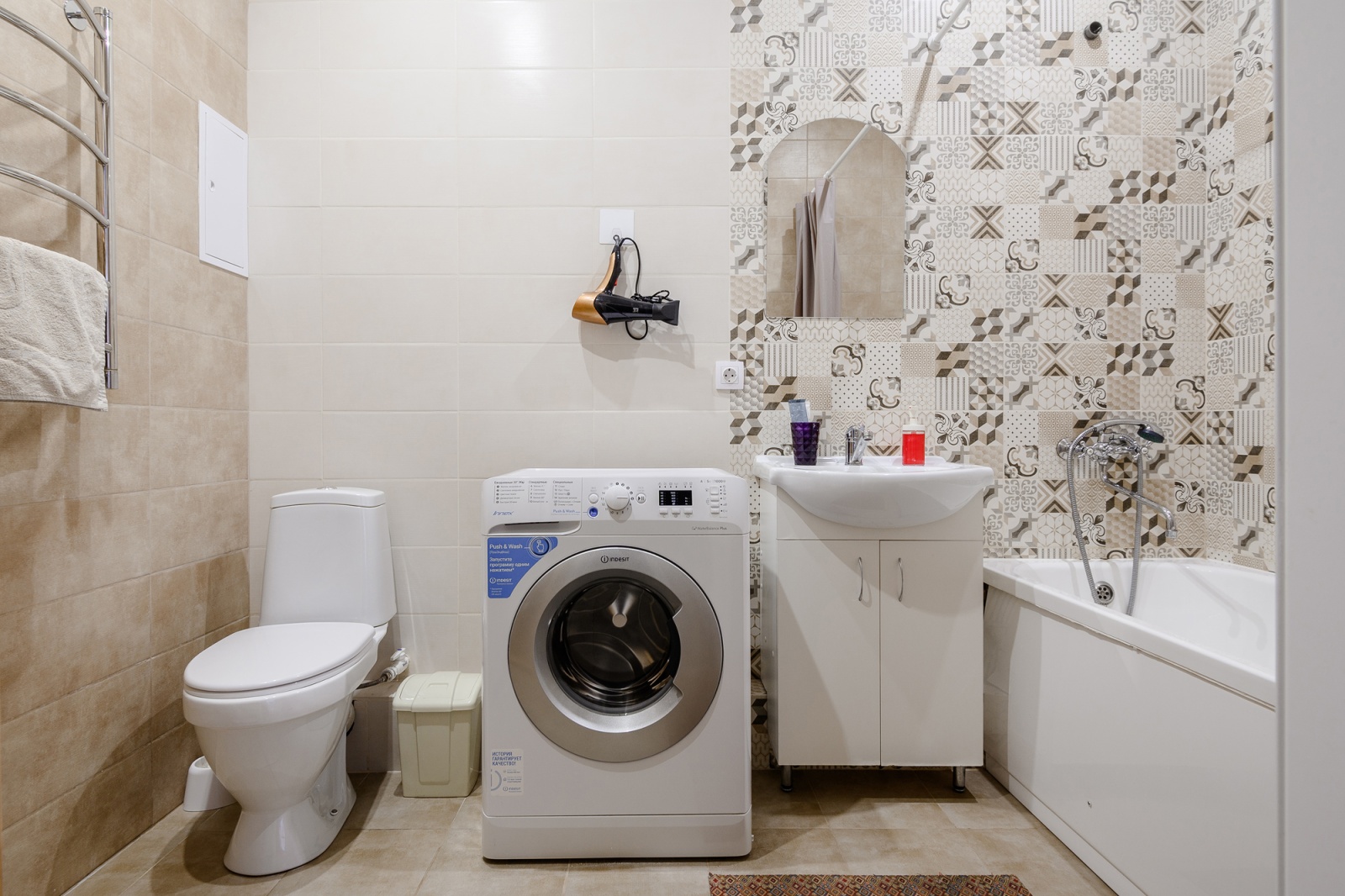 Просторная, светлая 1-ком. квартира в элитном жилом комплексе "Лазурный"!