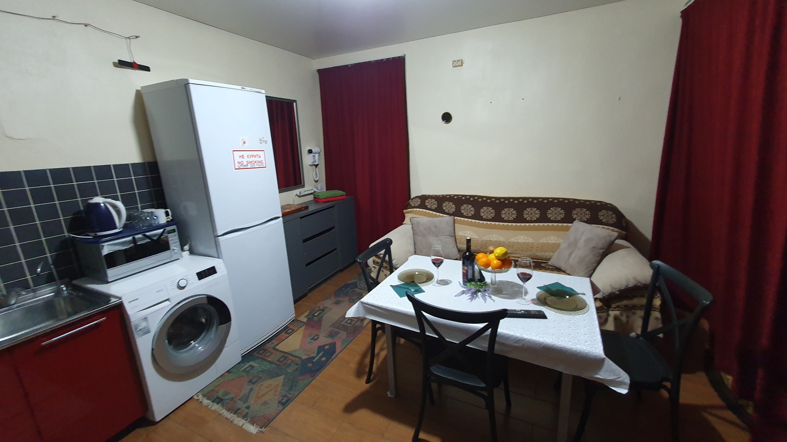 Отдельный вход до 6 спальных мест