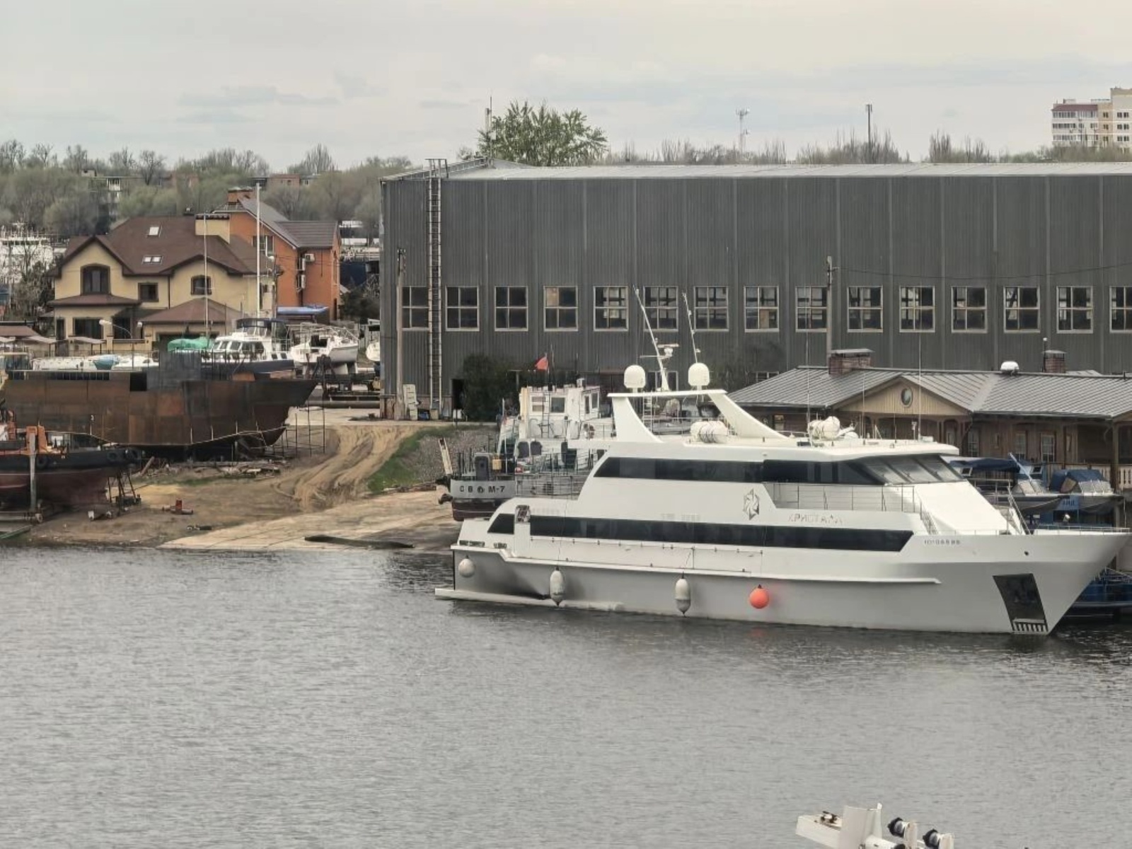 Студия в БК "Золотой Зaтoн"
