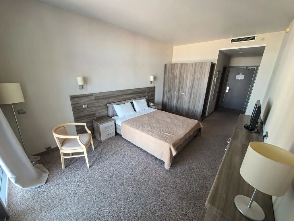 Студия в БК "Золотой Зaтoн"