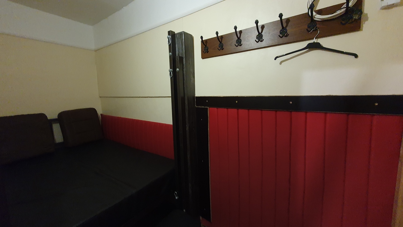 Отдельный вход до 6 спальных мест