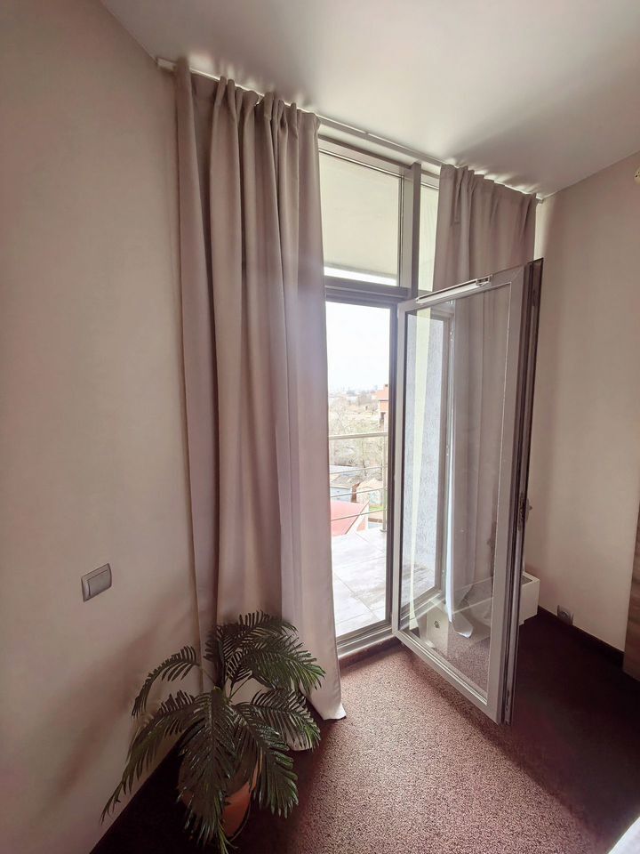 Студия в БК "Золотой Зaтoн"