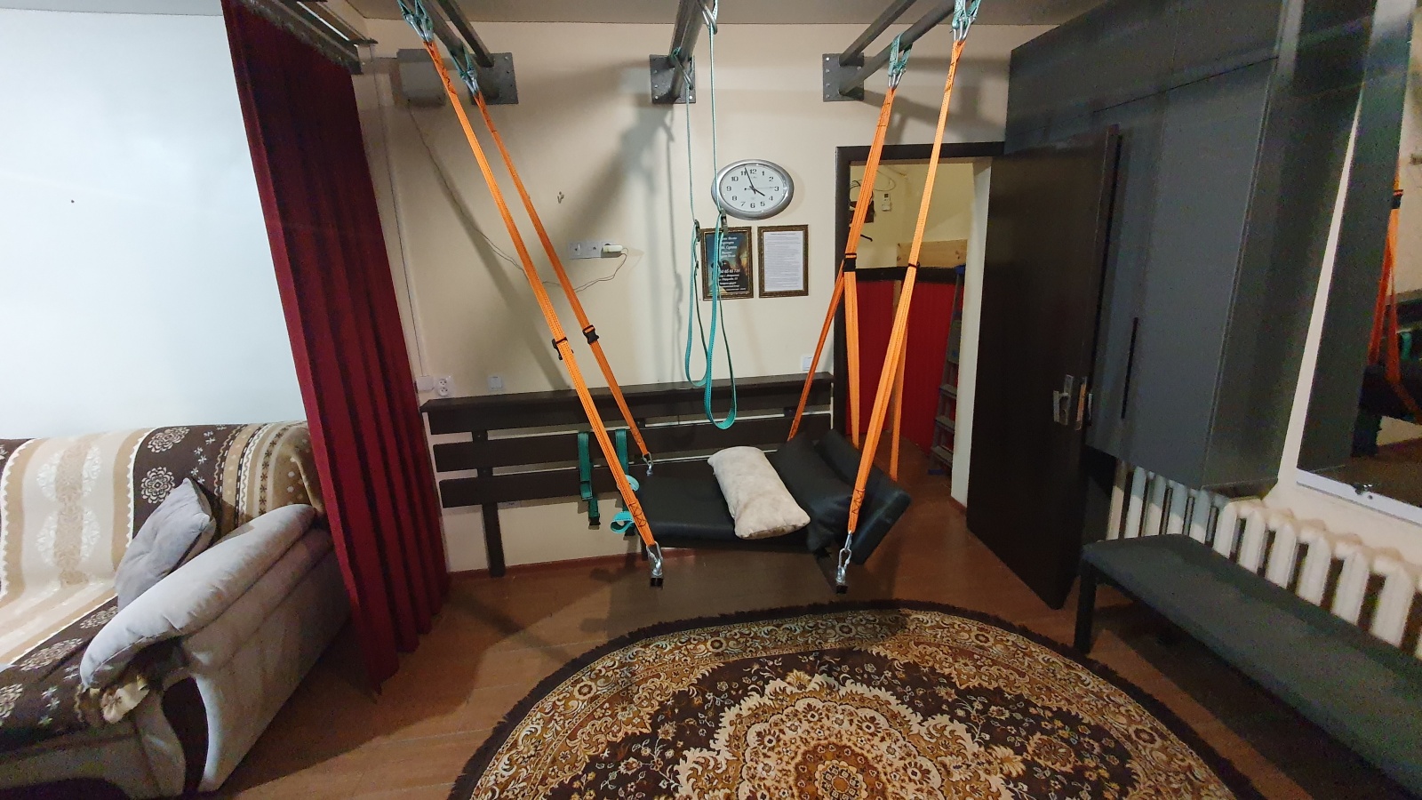 Отдельный вход до 6 спальных мест